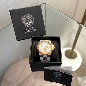 Vince Camuto Unisex Watch White Silicon Band Rose Gold detailing EUC